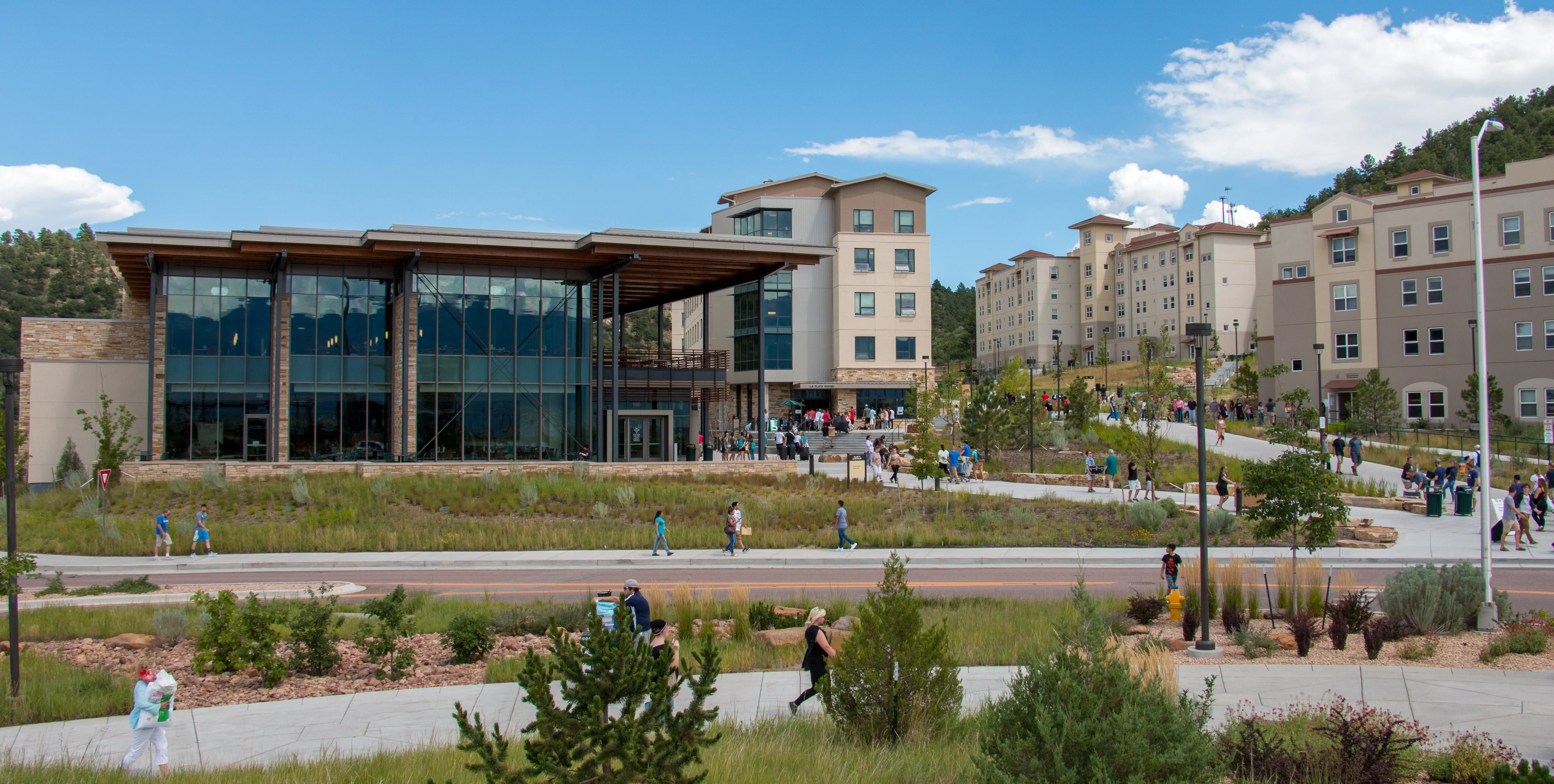 students walking around campus near residence and dining halls
